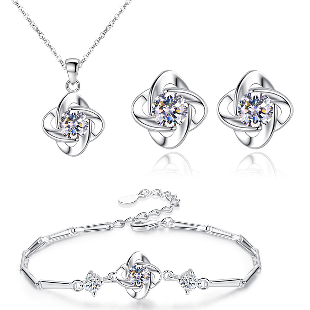 Mia - Seren Clover Loop Set in White Gold